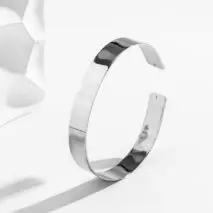 Minimalist Hammered Upper Arm Cuff - ArtGalleryZen