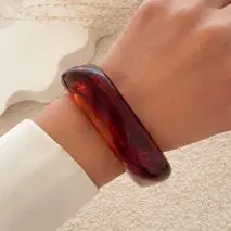 Stylish Irregular Gradient Resin Bangle Bracelet - ArtGalleryZen