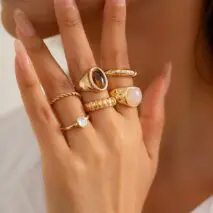 Vintage Gold Plated Crystal Inlaid Twisted Ring Set - ArtGalleryZen