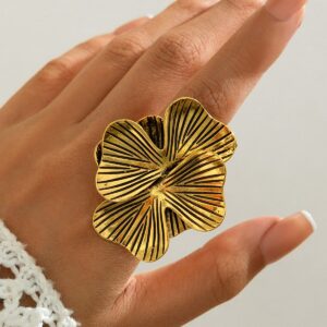 Antique Gold Silver Tone Chunky Textured Flower Ring - ArtGalleryZen