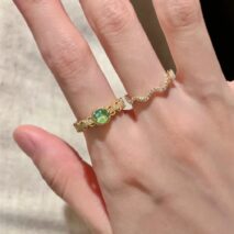 Baroque Green Crystal Inlaid Open Ring - ArtGalleryZen