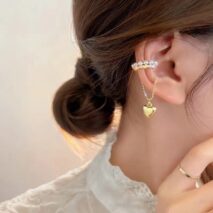 Baroque Pearl CZ Inlaid Heart Dangle Ear Cuff Earring - ArtGalleryZen
