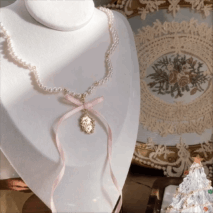 Baroque Pink Ribbon Bowknot Relief Pendant Pearl Necklace - ArtGalleryZen