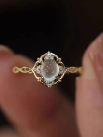 Baroque-style Moonstone Ring - ArtGalleryZen