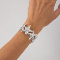 Beach Style Textured Starfish Open Bangle Bracelet - ArtGalleryZen