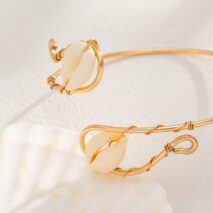 Bohemia Conch Charm Arm Cuff - ArtGalleryZen