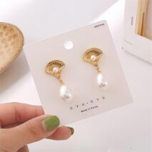 Boho Metallic Shell Dangle Pearl Earrings - ArtGalleryZen