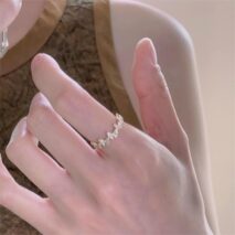 Chic 18K Gold Enamel Butterfly Ring - ArtGalleryZen