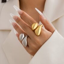 Chic Abstract Chunky Waterdrop Ring - ArtGalleryZen