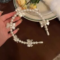 Chic Bowknot Pearl Hair Band - ArtGalleryZen