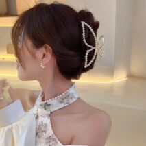 Chic Butterfly Pearl Chignon Claw Clip Hair Clip - ArtGalleryZen