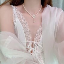 Chic Camellia Pearl Chain Choker Necklace - ArtGalleryZen
