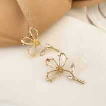 Chic Crystal Floral Dangle Earrings - ArtGalleryZen