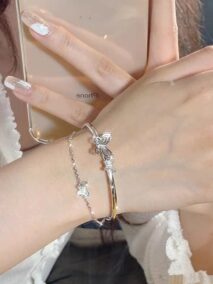 Chic CZ Inlaid Butterfly Charm Cable Chain Bangle Bracelet - ArtGalleryZen