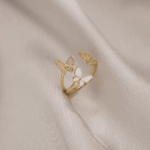 Chic CZ Inlaid Butterfly Ring - ArtGalleryZen