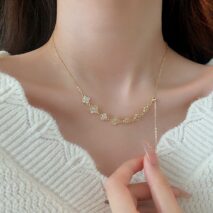 Chic CZ Inlaid Natural Pearl Shell Floral Necklace - ArtGalleryZen