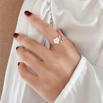 Chic CZ Inlaid Natural Pearl Shell Flower Ring - ArtGalleryZen