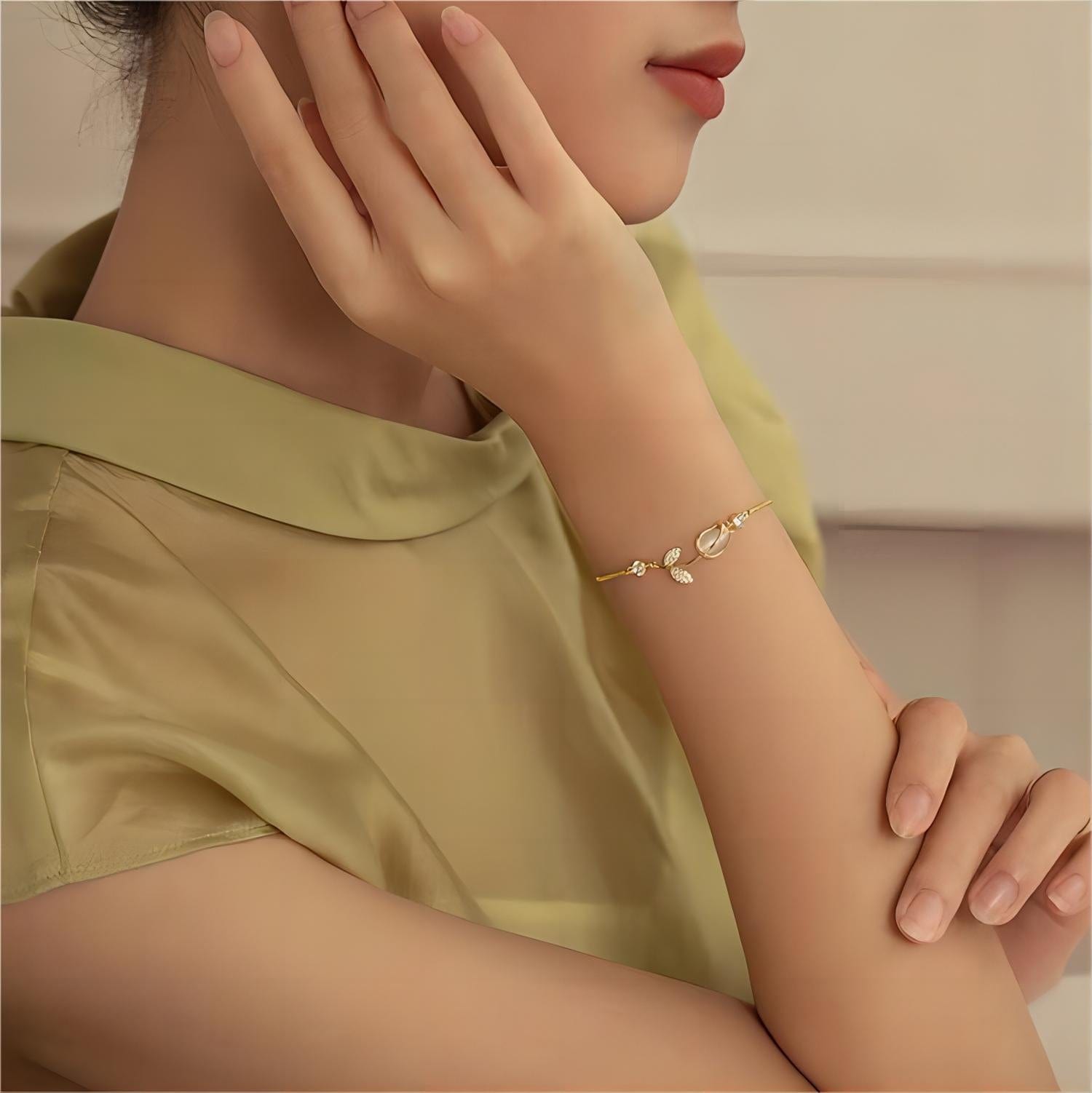 Chic CZ Inlaid Opal Tulip Bracelet - ArtGalleryZen