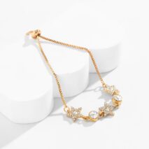 Chic CZ Inlaid Star Bracelet - ArtGalleryZen
