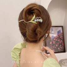 Chic Enamel Bellflower Hair Twist Clip - ArtGalleryZen