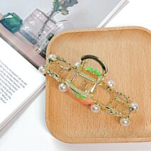 Chic Enamel Strawberry Heart Hair Claw Clip - ArtGalleryZen