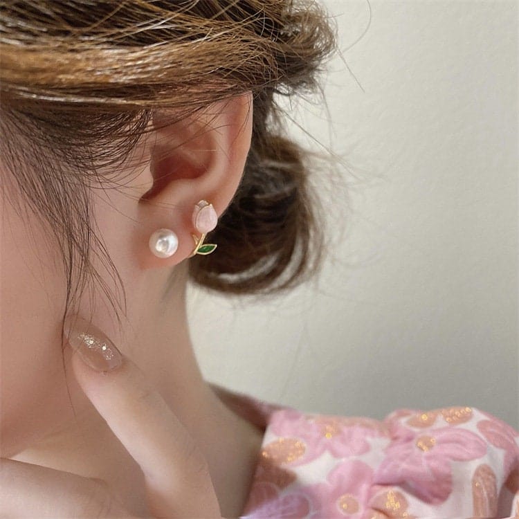 Chic Enamel Tulip Pearl Earrings - ArtGalleryZen