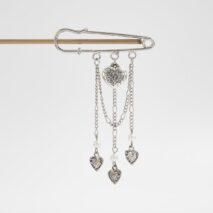 Chic Floral Heart Tassel Trouser Pin - ArtGalleryZen