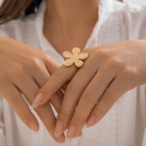 Chic Gold Silver Plated Flower Shaped Open Ring - ArtGalleryZen