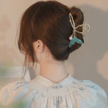 Chic Handmade Enamel Mermaid Pearl Charm Chignon Claw Clip Hair Clip - ArtGalleryZen