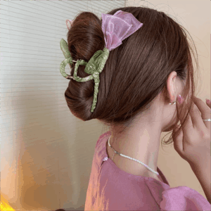 Chic Lace Tulip Chignon Claw Clip Hair Clip - ArtGalleryZen
