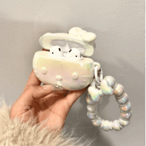 Chic Laser Hello Kitty AirPods Earphone Case With Lanyard - ArtGalleryZen