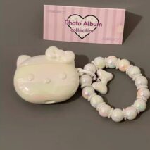 Chic Laser Hello Kitty AirPods Earphone Case With Lanyard - ArtGalleryZen
