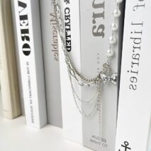 Chic Layered Crystal Butterfly Pearl Chain Necklace - ArtGalleryZen