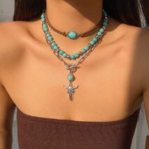 Chic Layered Toggle Clasp Bull Pendant Turquoise Chain Velvet Necklace Set - ArtGalleryZen