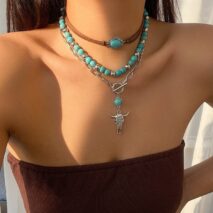 Chic Layered Toggle Clasp Bull Pendant Turquoise Chain Velvet Necklace Set - ArtGalleryZen