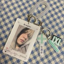 Chic My Love Kpop Keychain Acrylic Photocard Holder - ArtGalleryZen