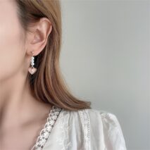 Chic Pearl Heart Dangle Earrings - ArtGalleryZen