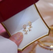 Chic Pearl Inlaid Crystal Tulip Earrings - ArtGalleryZen