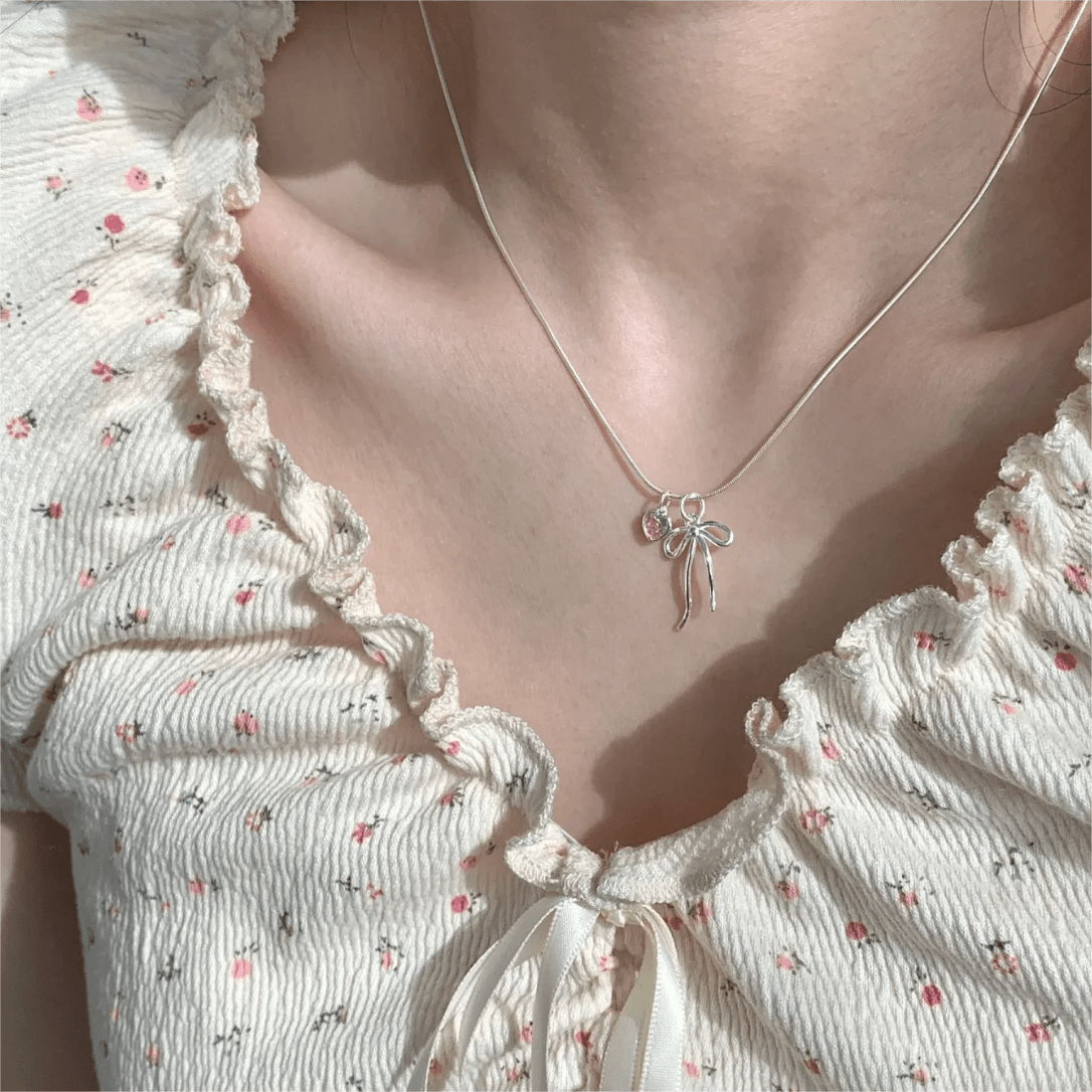 Chic Pink Crystal Heart Bowknot Pendant Necklace - ArtGalleryZen