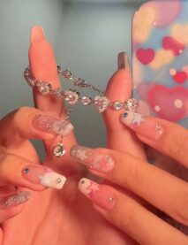 Chic Pink Crystal Heart Bracelet - ArtGalleryZen