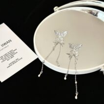 Chic Rhinestone Inlaid Butterfly Tassel Chain Earrings - ArtGalleryZen