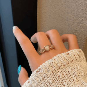 Chic Rhinestone Inlaid Opal Heart Ring - ArtGalleryZen