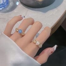 Chic Rhinestone Inlaid Opal Heart Ring - ArtGalleryZen