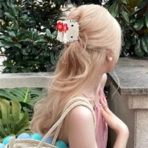 Chic Sanrio Hello Kitty Chignon Claw Clip Hair Clip - ArtGalleryZen