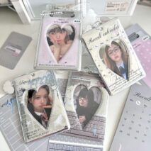 Chic Silver Tone Heart Star Mirror Kpop Keychain Photocard Holder - ArtGalleryZen