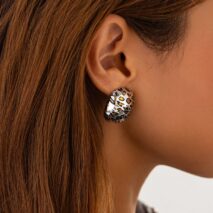 Chic Silver Tone Leopard Square Stud Earrings - ArtGalleryZen