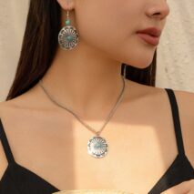 Chic Turquoise Inlaid Carved Sunflower Pendant Necklace Earrings Set - ArtGalleryZen