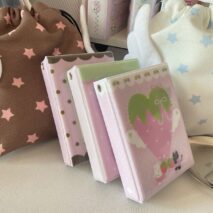 Chocolate Strawberry Heart Kpop 3 Inch Mini Photocard Album - ArtGalleryZen