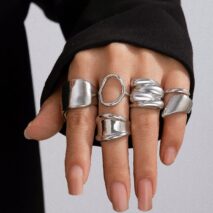 Chunky 4Pcs Hollow Oval Glossy Stackable Ring Set - ArtGalleryZen