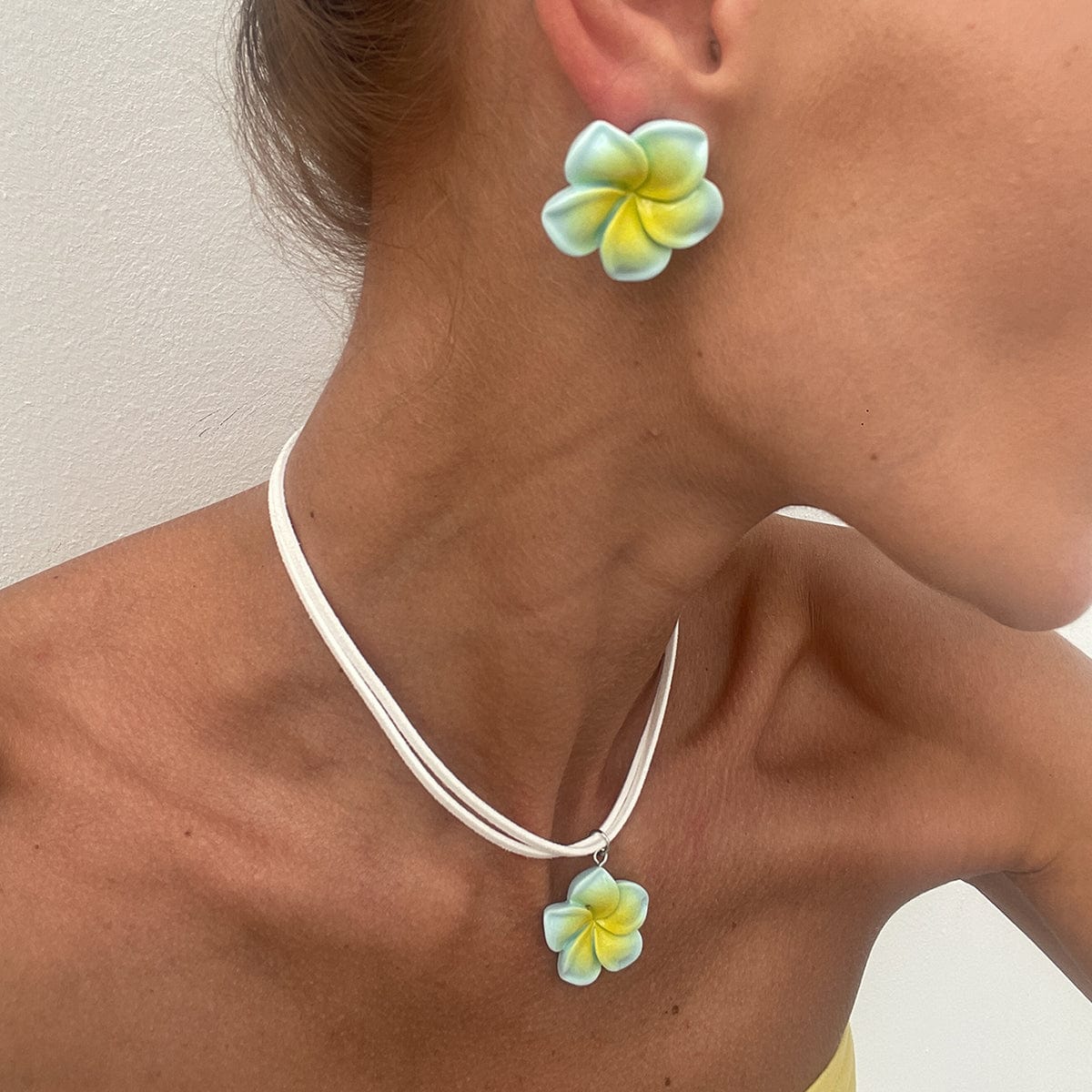 Colorful Flower Velvet Necklace Earrings Set - ArtGalleryZen